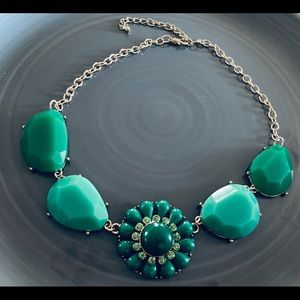 Statement flower necklace